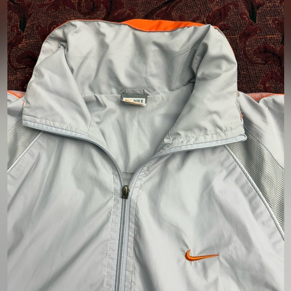 Y2K Nike Swoosh Windbreaker - Picture 3 of 5